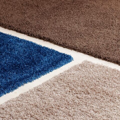 detalle ampliado de tres alfombras de pelo largo happy luxe de kp alfombras a medida
