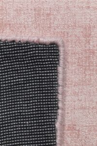 Detalle alfombra Ligne Pure Current pink