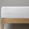 Funda colchón Velfont Niza blanca algodón y elastano, adaptable a largos 200 y altos 30cm, diseño a cuadros.