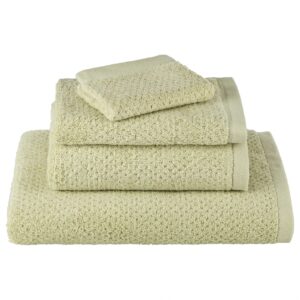 Juego de toallas Bambú de Blank Home en Fernández Textil. Combinación extrasuave bambú y algodón en color verde pistacho.
