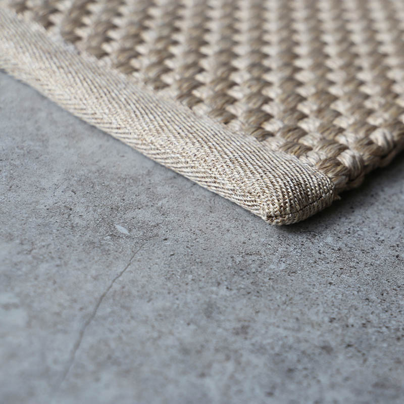 Remate Dobilux Terra para alfombra a medida Rols. Dobladillo y acabado rustic en lados paralelos dos a dos.