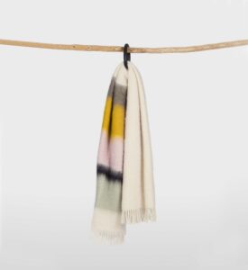 Manta Ezcaray Serenity 05 Mohair y lana. colores neutros, comprar online fernández textil