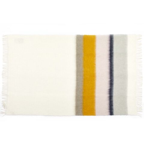 Manta Ezcaray Serenity 05 Mohair y lana. colores neutros, comprar online fernández textil