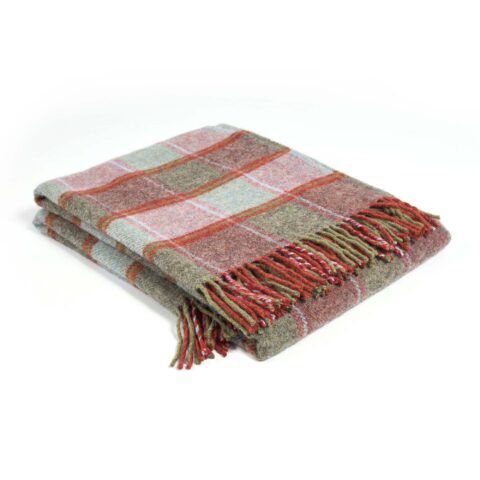 Manta Ezcaray diseño cuadro escocés 100% lana shetland. Comprar online fernández textil, rematado en flecos, varios colores