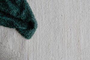 Alfombra de Yute natural color beige con franja blanca Fernández Textil comprar online alfombra yute