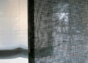 Estores confeccionados en taller Fernández Textil León plaza de las cortes tela Pepa pastor